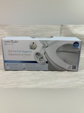🆕 LUXE BIDET ✨ Bidet Attachment in Pearl Grey NWT